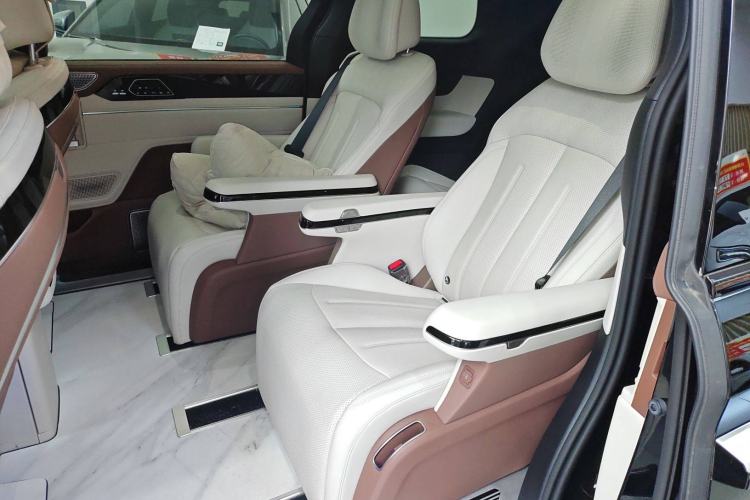 Used BYD Xia 2025 DM-i 1.5T 180km Excellence Model
