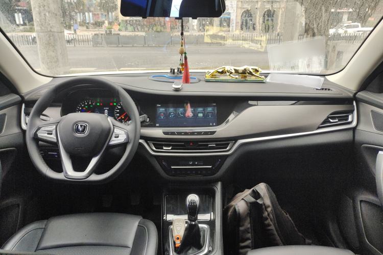 Used Changan CS35PLUS 2022 1.6L Manual Luxury Edition