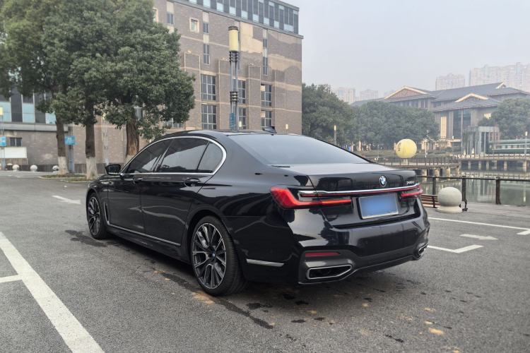 Used BMW 7 Series 2021 740Li Leading Model M Sport Package