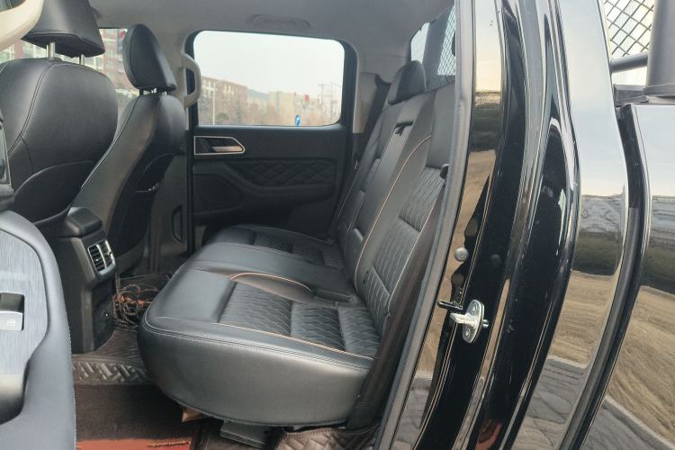 Used Great Wall Poer 2021 2.0T Global Version Automatic Diesel 4x4 Comfort Trim Standard Box GW4D20M
