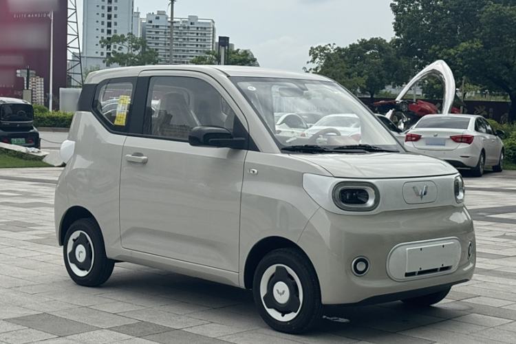 Used Wuling Hongguang MINIEV 2024 3rd Generation 215km Youth Edition
