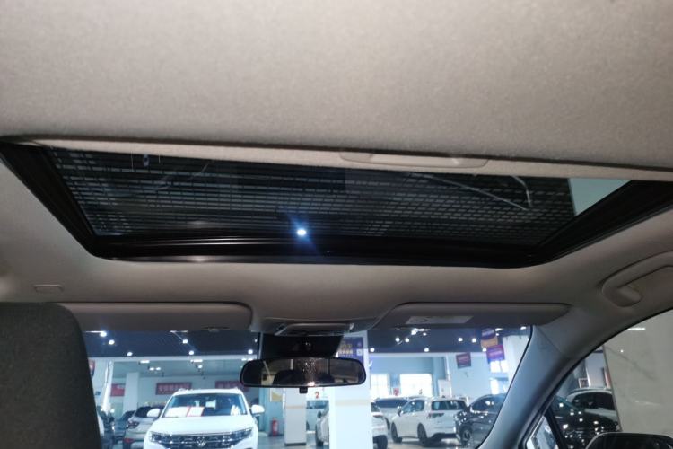 Used Toyota Levin 2023 Smart Electric Hybrid Dual-Engine 1.8L Luxury Edition