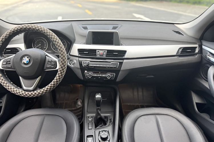 Used BMW X1 2018 sDrive20Li Leading Model
