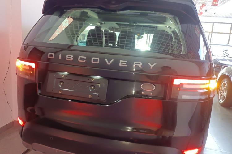 Used Land Rover Discovery 2017 3.0 SC V6 S
