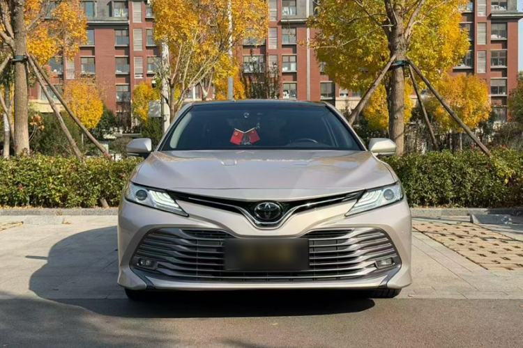 Used Toyota Camry 2018 2.5G Luxury Edition

