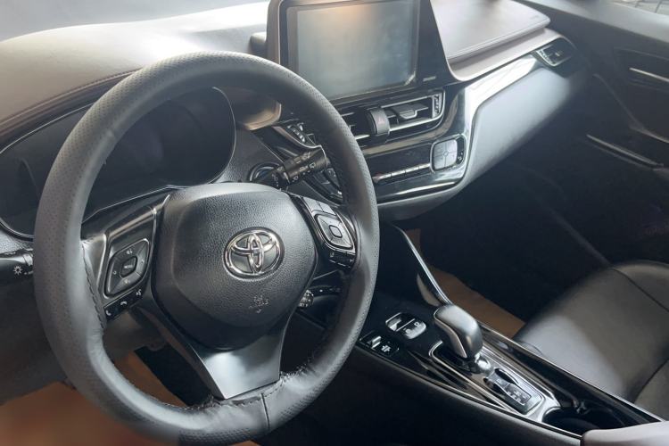 Used Toyota C-HR EV 2020 Deluxe Sunroof Edition
