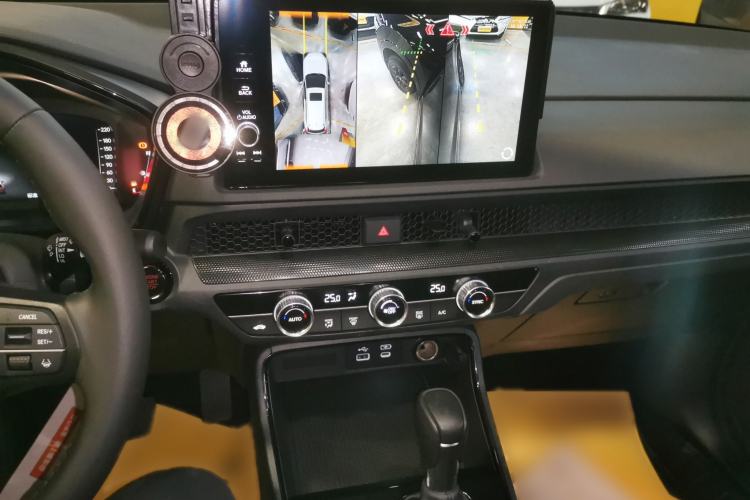 Used Honda Breeze 2023 240TURBO Two-Wheel-Drive Luxury PRO 7-Seater
