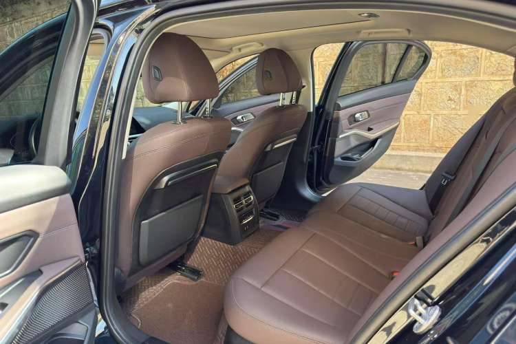 Used BMW 3 Series 2021 Second Facelift 320Li M Sport Package
