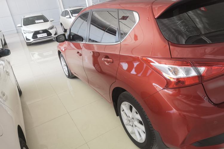 Used Nissan Tiida 2021 1.6L CVT Cool Edition
