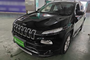 Used Jeep Cherokee 2017 2.0L Superior Edition