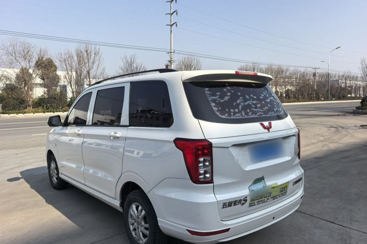 Used Wuling Hongguang 2019 1.5L S Standard Version China VI LAR
