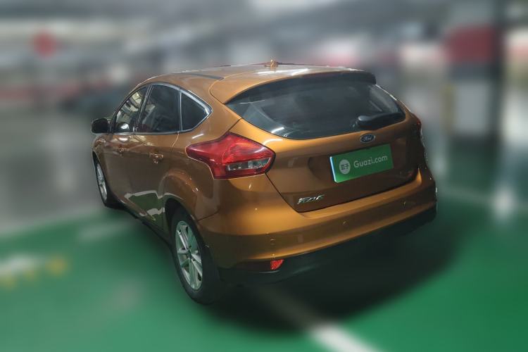 Used Ford Focus 2015 Hatchback 1.6L Automatic Fashion Edition
