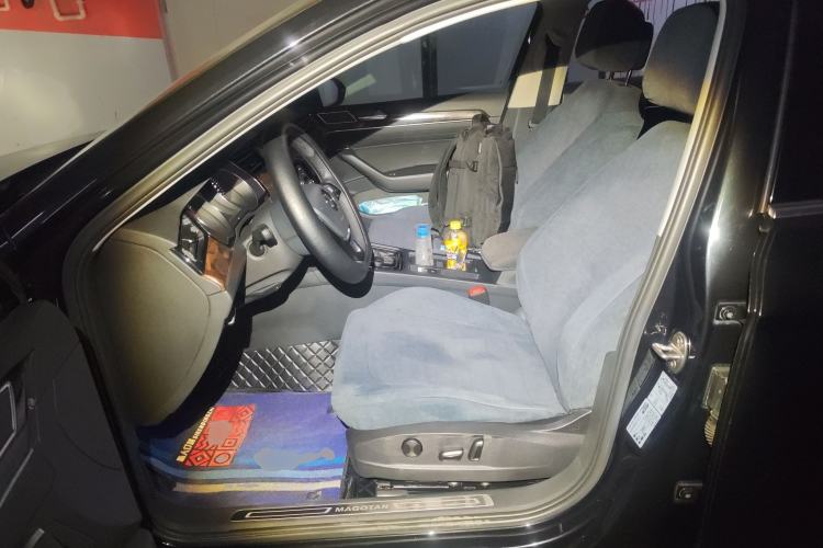 Used Volkswagen Magotan 2019 330TSI DSG Leading Model China VI Standard
