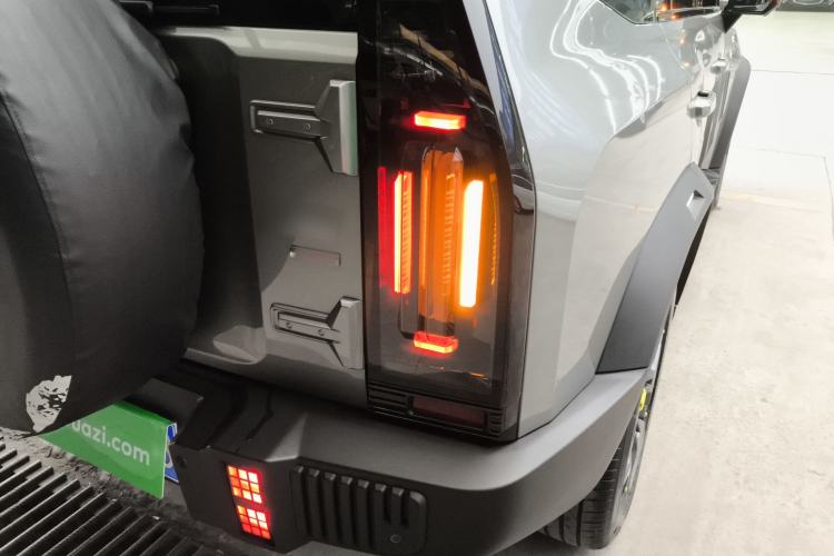 Used JETOUR Traveler 2023 2.0T All-Wheel-Drive CrossPRO