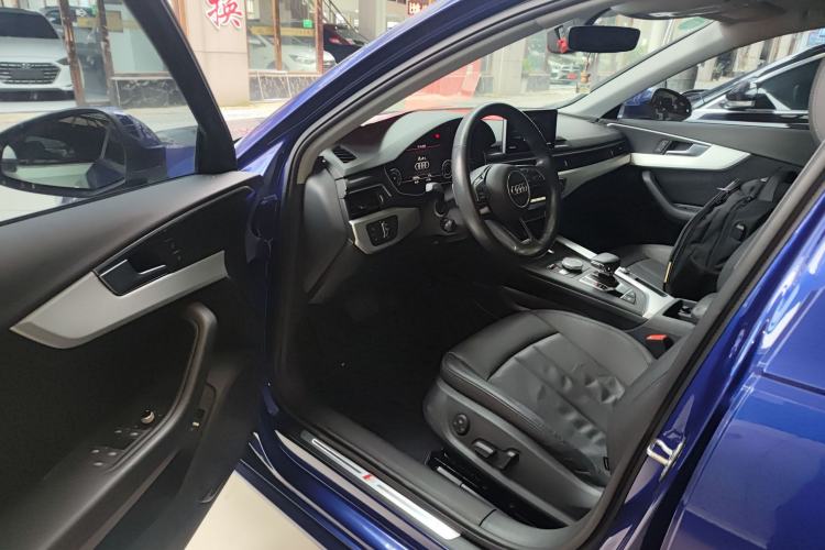 Used Audi A4L 2019 40 TFSI Fashion Version China V
