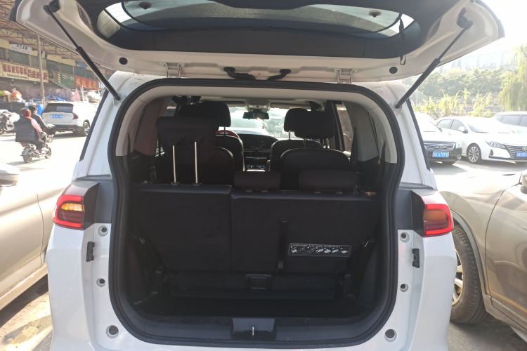 Used GAC Trumpchi M6 2023 PRO 270T DCT Luxury Edition
