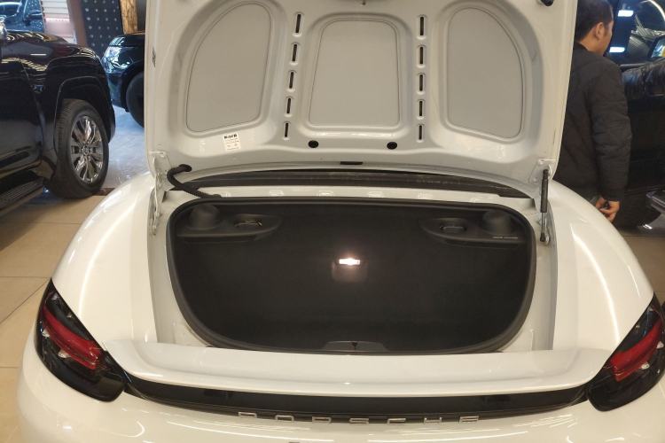 Used Porsche 718 2022 Boxster 2.0T
