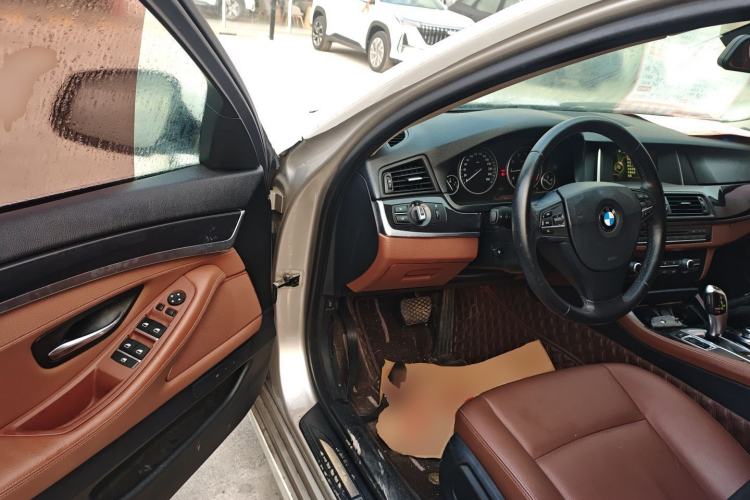 Used BMW 5 Series 2014 520Li Elegant Model