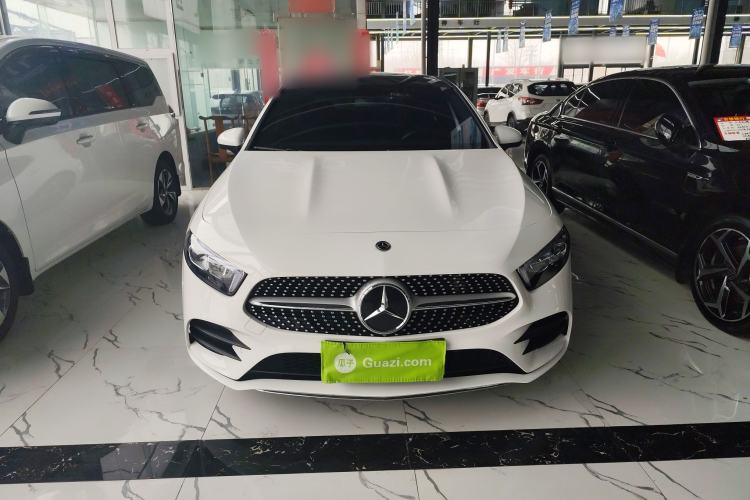 Used Mercedes-Benz A-Class 2022 Revised Version A 200 L Sport Sedan Fashionable Style