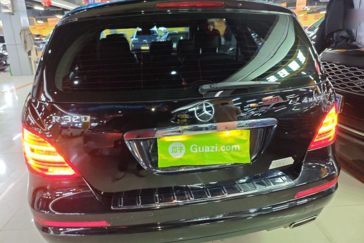 Used Mercedes-Benz R-Class 2014 R 320 4MATIC Business Model