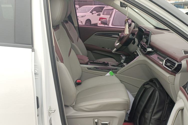 Used Baojun RS-5 2019 1.5T CVT Intelligent Driving Flagship Version China VI Emission Standard
