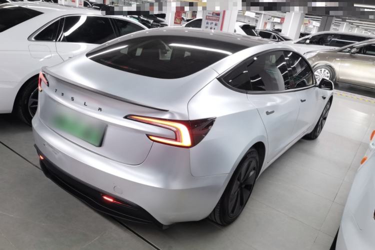 Used Tesla Model 3 2023 Rear-Wheel-Drive Version

