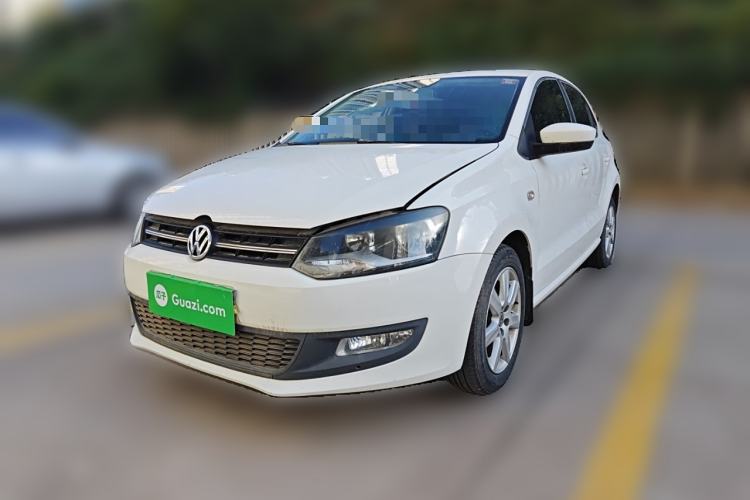 Used Volkswagen Polo 2013 1.6L Manual Comfort Edition
