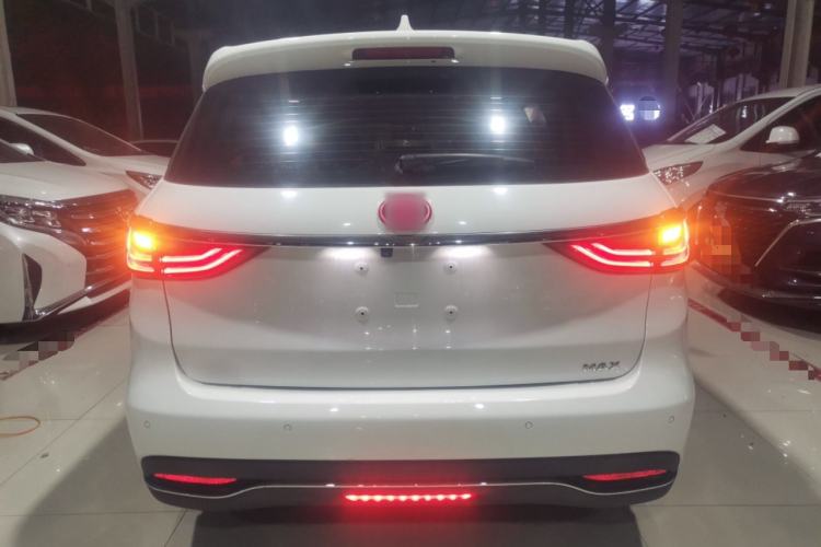 Used BYD Song MAX 2019 1.5T Automatic Smart Connect Ruiyi Sunroof Model 7 Seats China VI Standard
