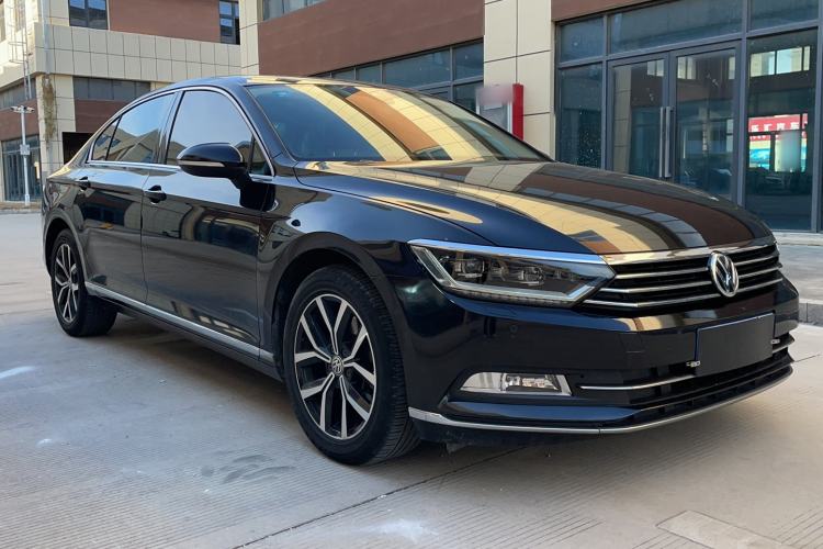 Used Volkswagen Magotan 2017 330TSI DSG Luxury Model