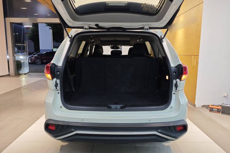 Used Toyota Highlander 2018 2.0T Four-Wheel Drive Luxury Version 7 Seats China VI Standard
