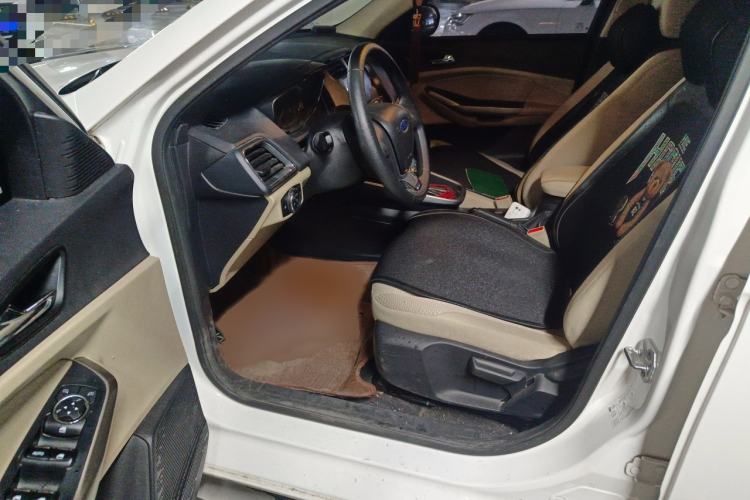 Used Ford Escort 2015 1.5L Automatic Comfort Model
