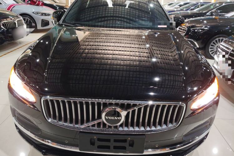 Used Volvo S90 2023 B5 Zhiyi Luxury Edition

