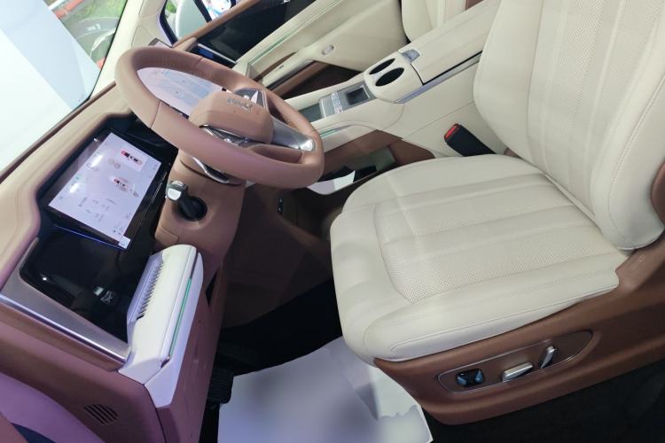 Used BYD Xia 2025 DM-i 1.5T 180km Excellence Model
