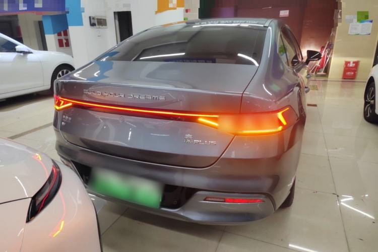 Used BYD Qin PLUS 2021 EV 400KM Luxury Model
