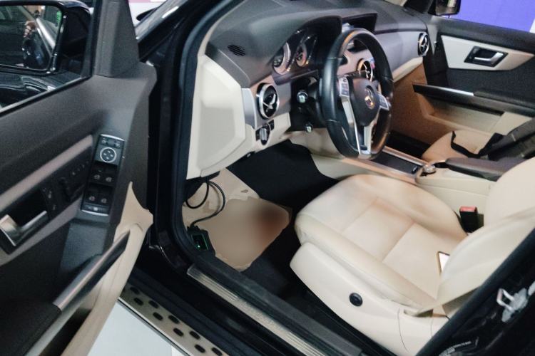 Used Mercedes-Benz GLK-Class 2015 GLK 260 4MATIC Dynamic Edition Ultimate Version