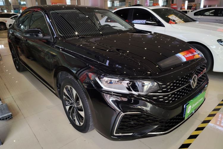 Used Volkswagen Passat 2023 330TSI Starry Elite Edition
