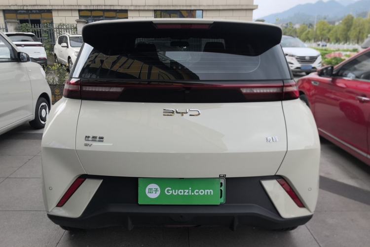 Used BYD Seagull 2025 305 km Free Version
