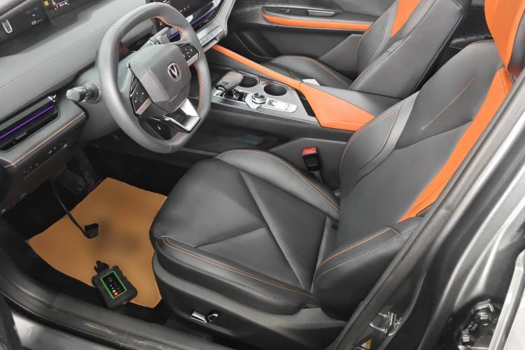 Used Changan UNI-V 2022 1.5T Prestige Version
