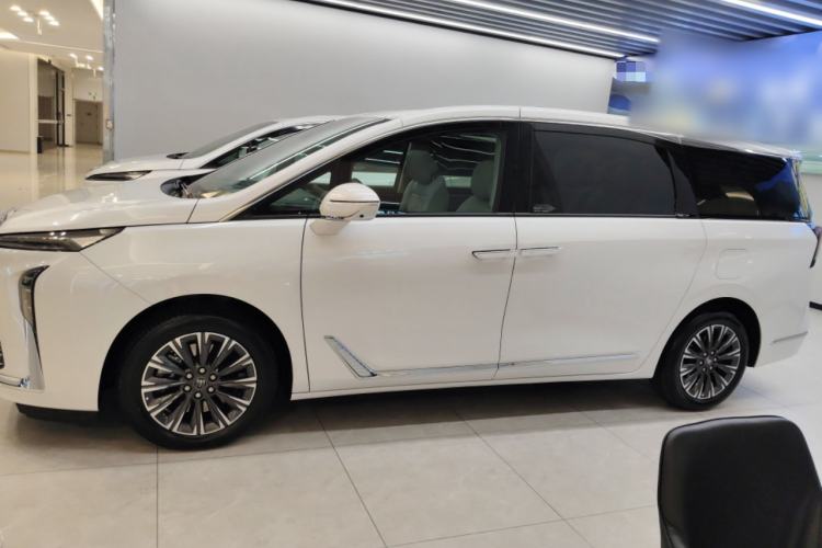 Used Buick GL8 2025 Lu Zun Deluxe Edition
