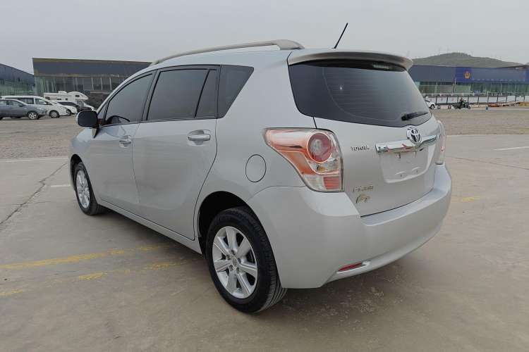 Used Toyota Verso 2014 Starlight 180E CVT Elite Edition
