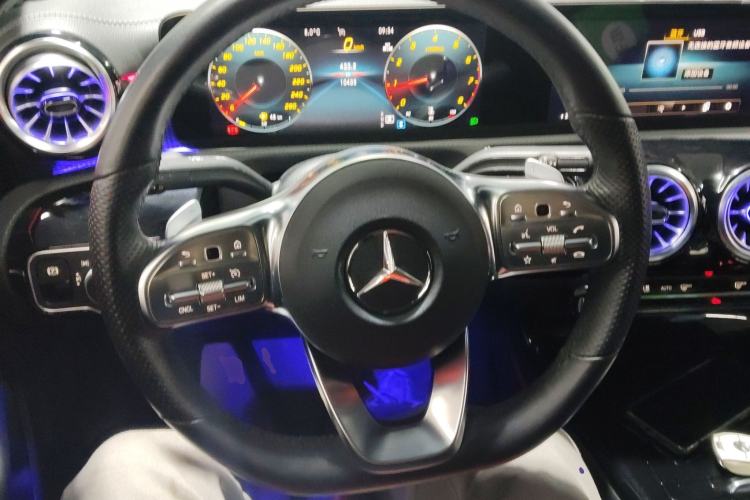 Used Mercedes-Benz A-Class 2022 Revised Version A 200 L Sport Sedan Fashionable Style