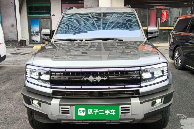 Used  Leopard 5 2023 Explore Edition