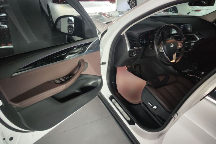 Used BMW iX3 2021 Updated Leading Edition
