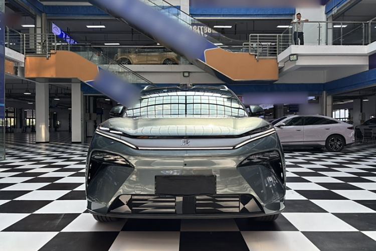 Used BYD Tang L 2025 EV 600KM All-Wheel-Drive LiDAR Flagship Model
