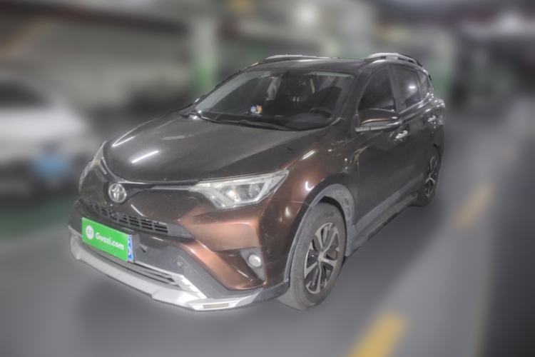 Used Toyota RAV4 2016 2.0L CVT Two-Wheel Drive Fashion Edition China V Standard
