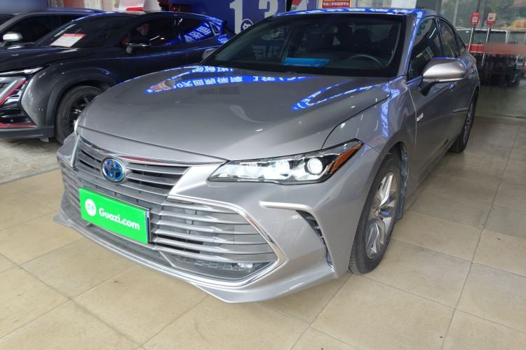 Used Toyota Avalon 2019 Dual-Engine 2.5L Luxury Edition China VI Standard
