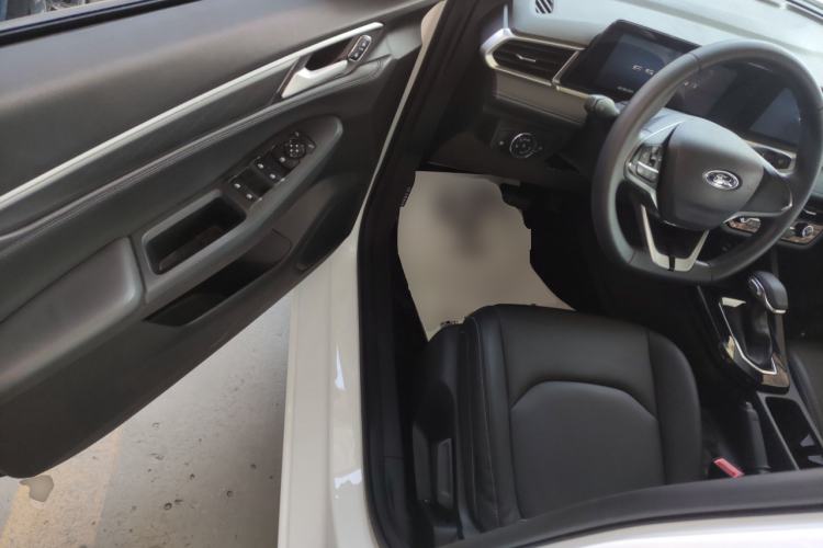 Used Ford Escort 2021 1.5L Automatic Platinum Edition