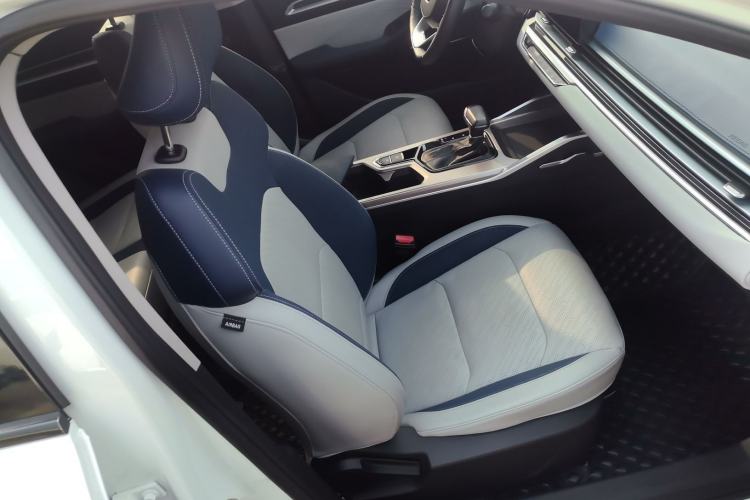 Used Geely Auto Emgrand 2022 4th Generation 1.5L CVT Flagship Model
