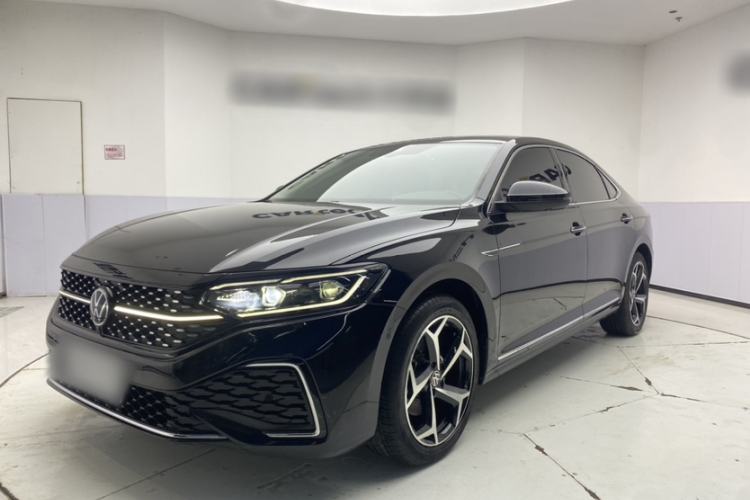 Used Volkswagen Passat 2023 Restyled 330TSI Starry Luxury Edition