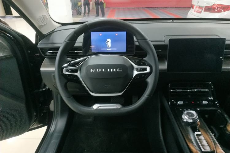 Used Wuling Xingguang 2023 70 Standard Edition
